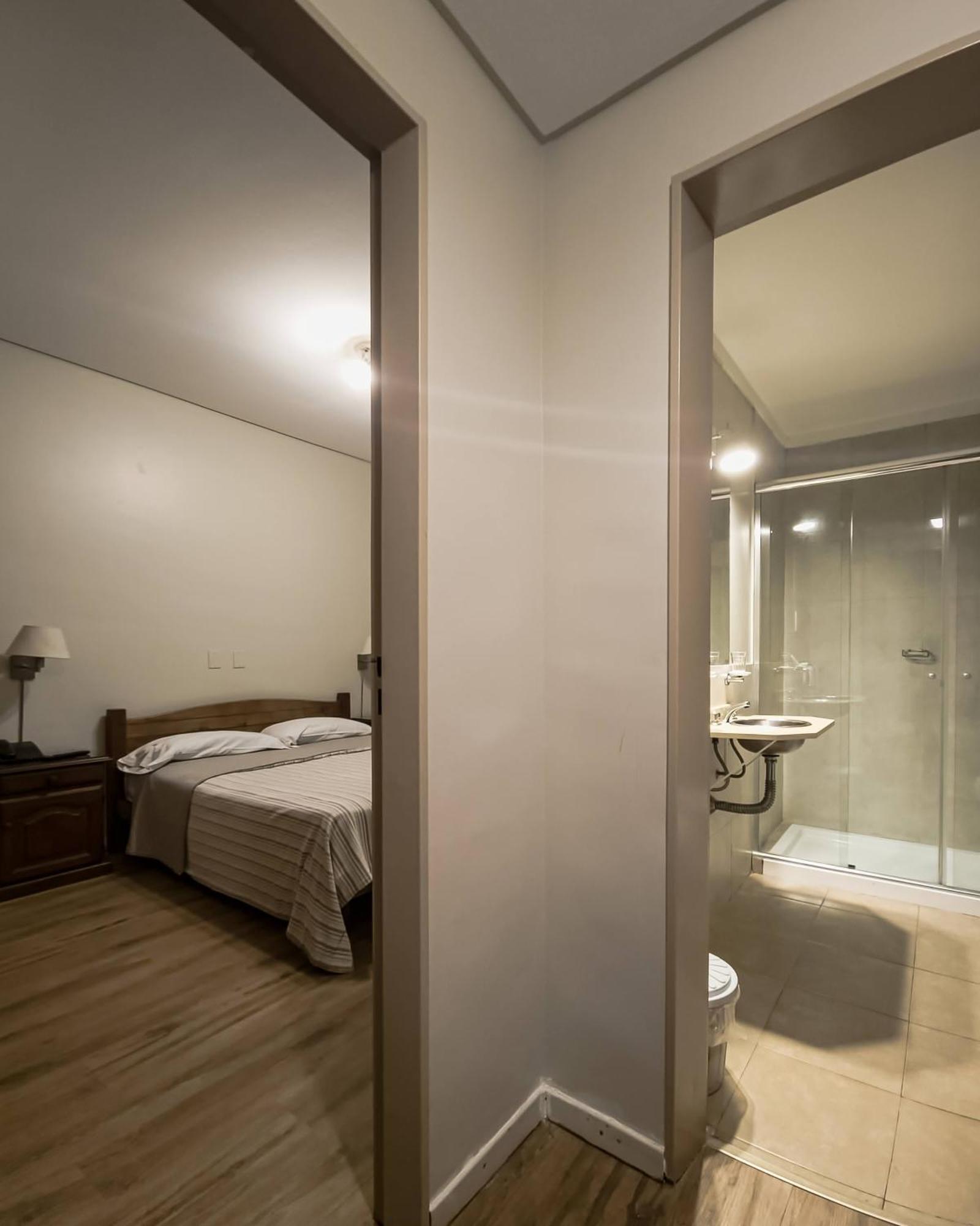 Hotel Marbella ブエノスアイレス エクステリア 写真
