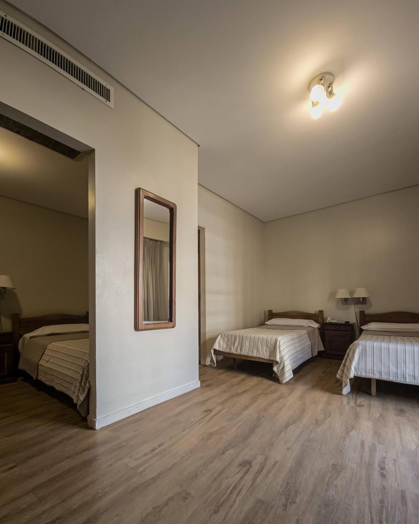 Hotel Marbella ブエノスアイレス エクステリア 写真
